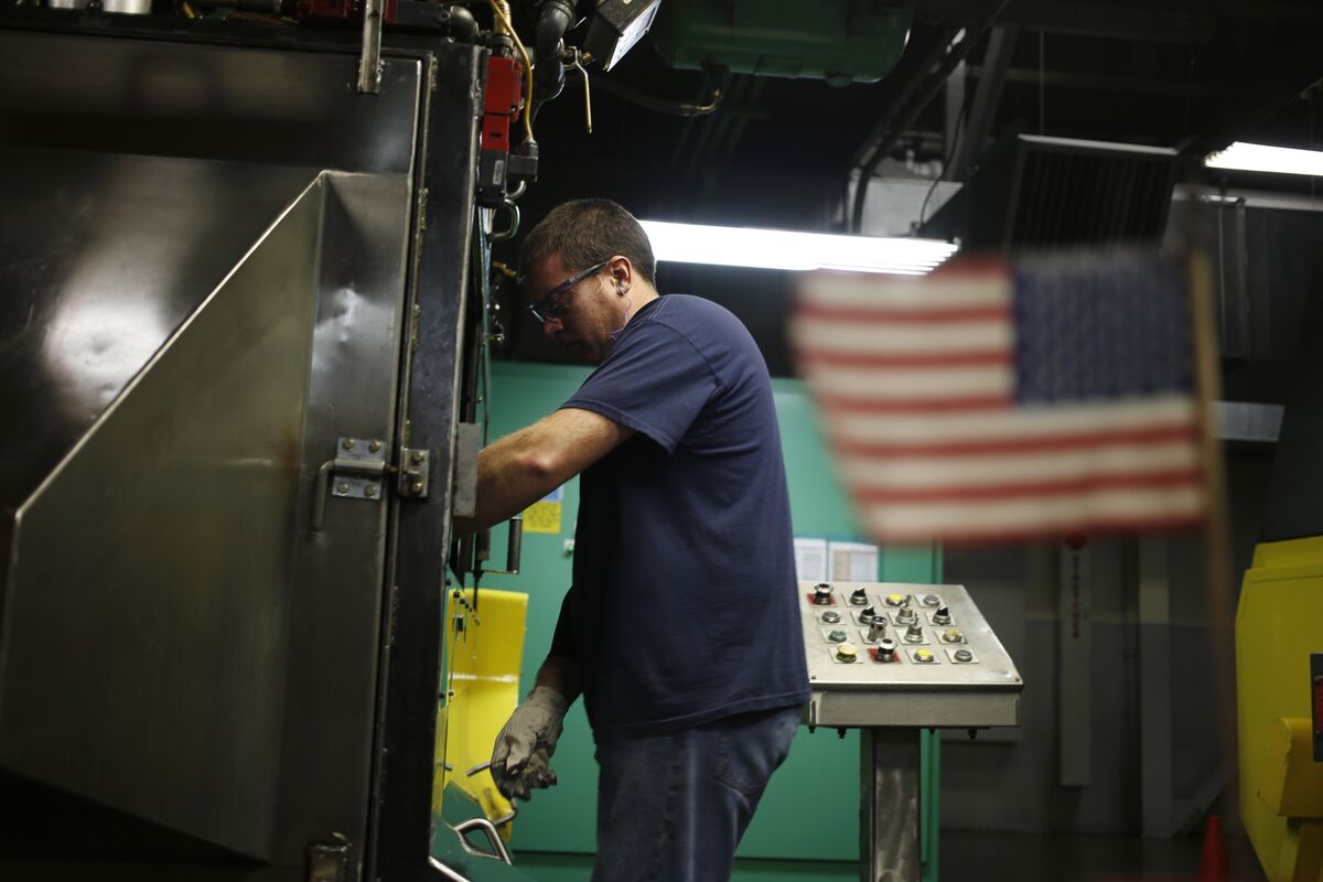 Job Growth in US Manufacturing, Construction Outshines Services