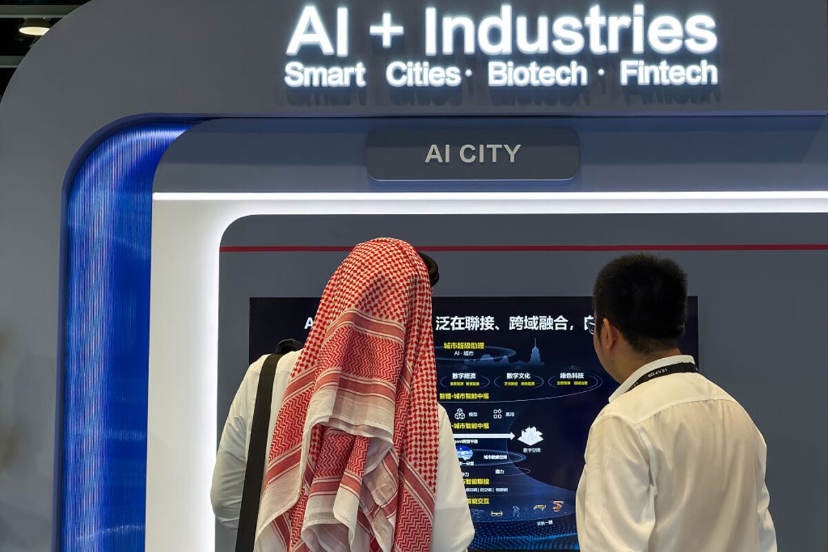 Hong Kong Lifts Economic Forecast as AI Boom Turbocharges Growth