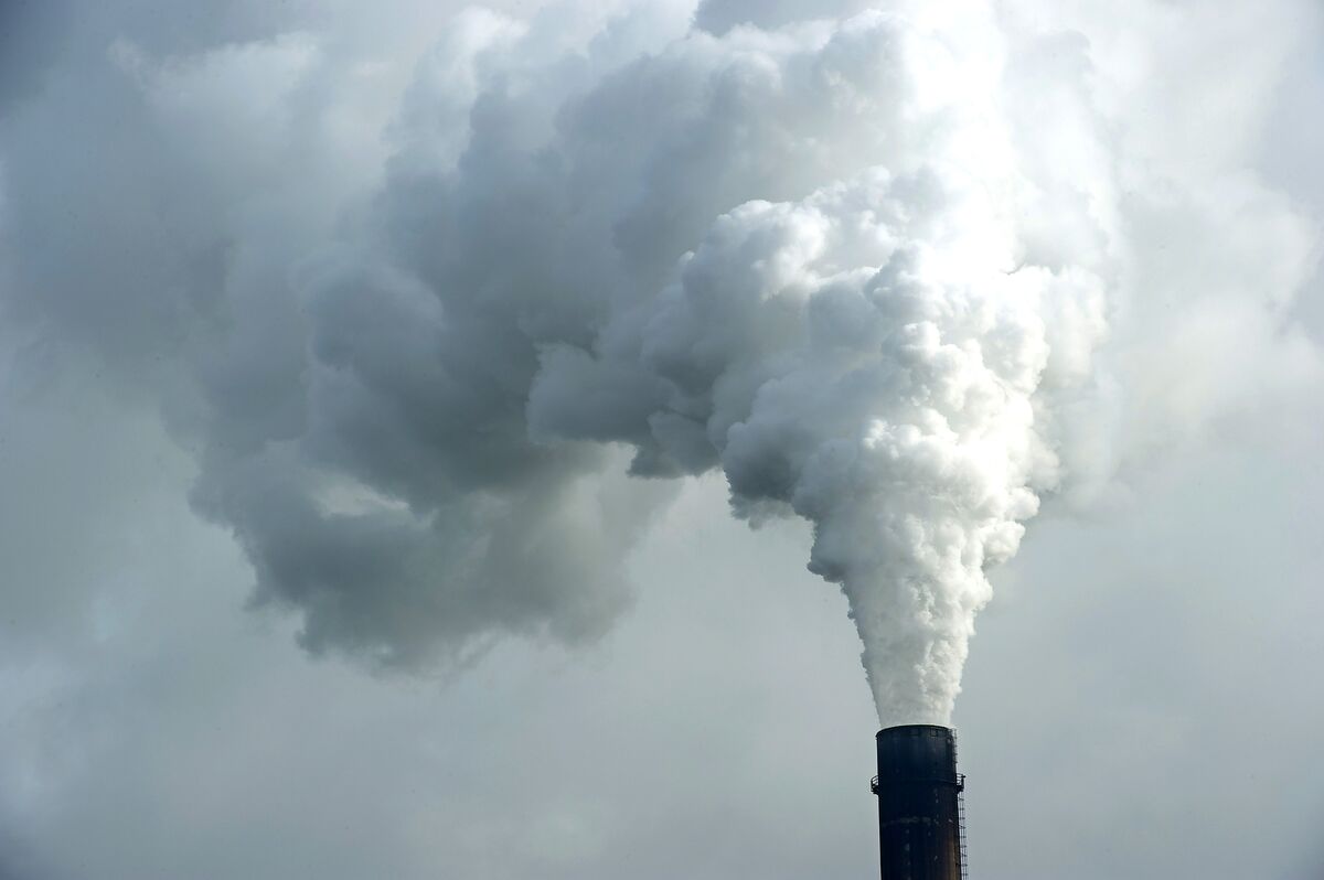 bloomberg.com - Eva Brendel - Ex-Andurand Carbon Boss Lewis Joins Climate Finance Partners