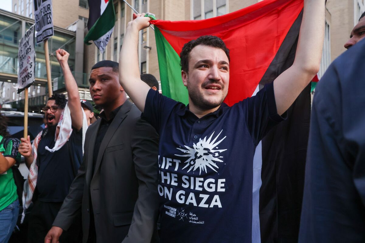 Columbia Activist Khalil Faces Deportation to Syria or Algeria