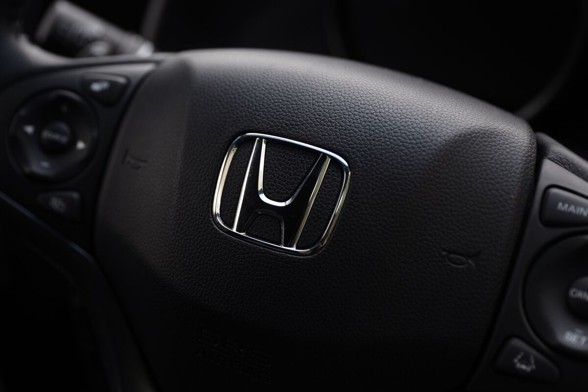 Honda Probed Over Engine Failure Risk in 1.4 Million Vehicles Honda Probed Over Engine Failure Risk in 1.4 Million Vehicles