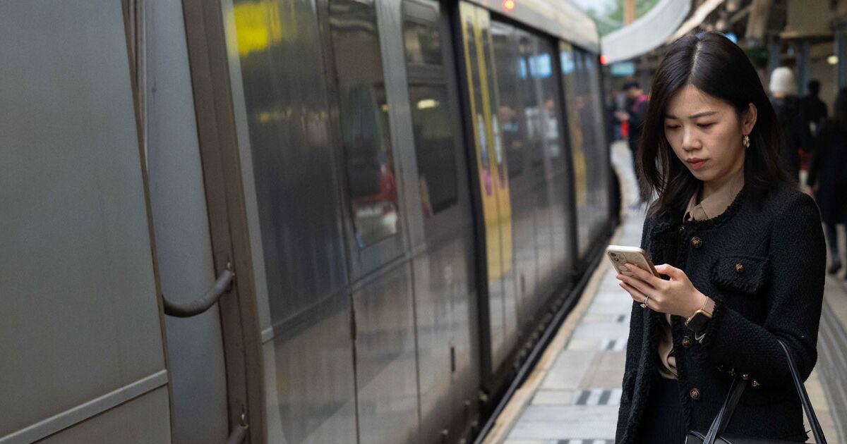 Hong Kong’s High Rents Create a New Type of Cross-Border Commuter