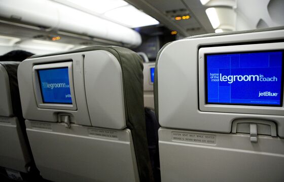 Airline Seatback Screens May Be an Endangered Species