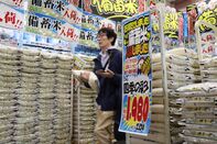 TOPSHOT-JAPAN-ECONOMY-INFLATION-RICE