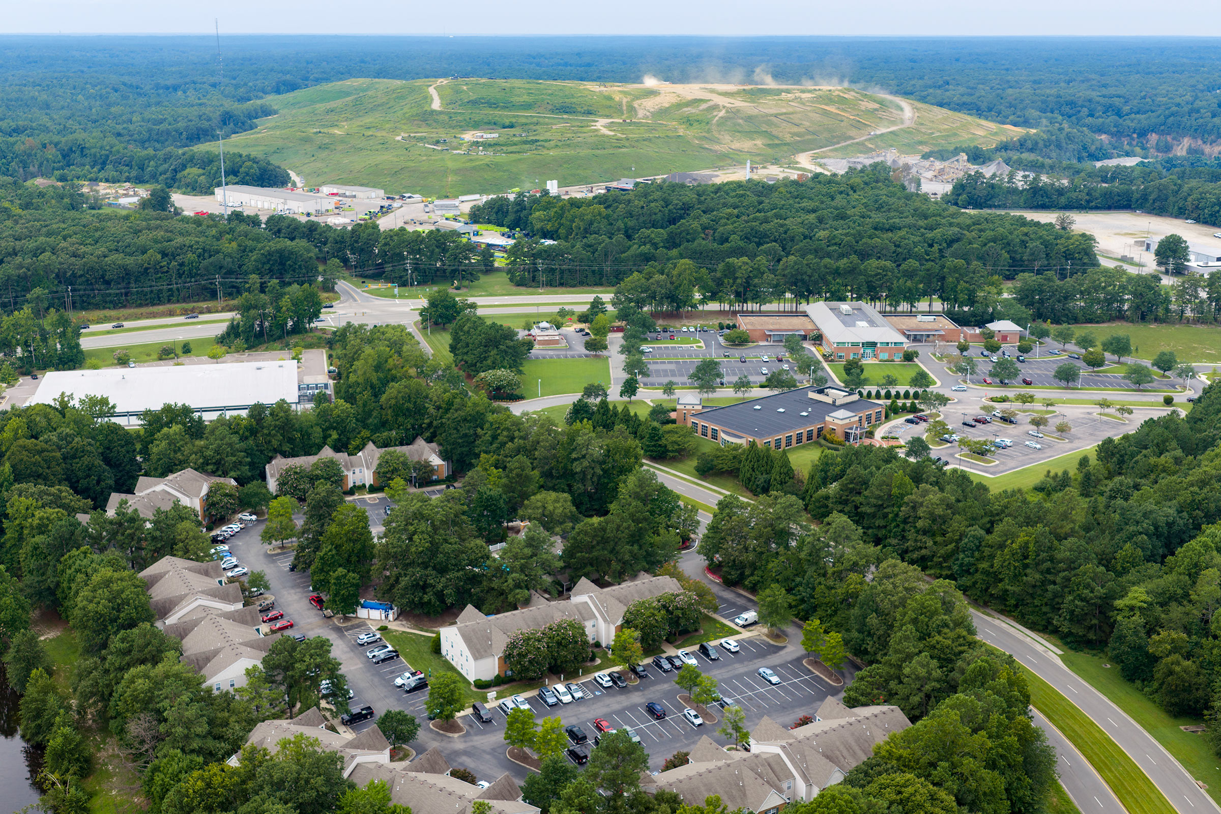 Image associated with story "Warning Signs Are Flashing at America’s Overheating Landfills"