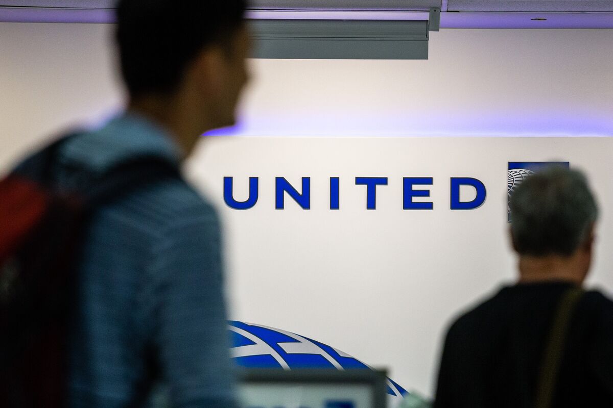 United Attendants Balk at Flying Max Without World Safety Accord ...