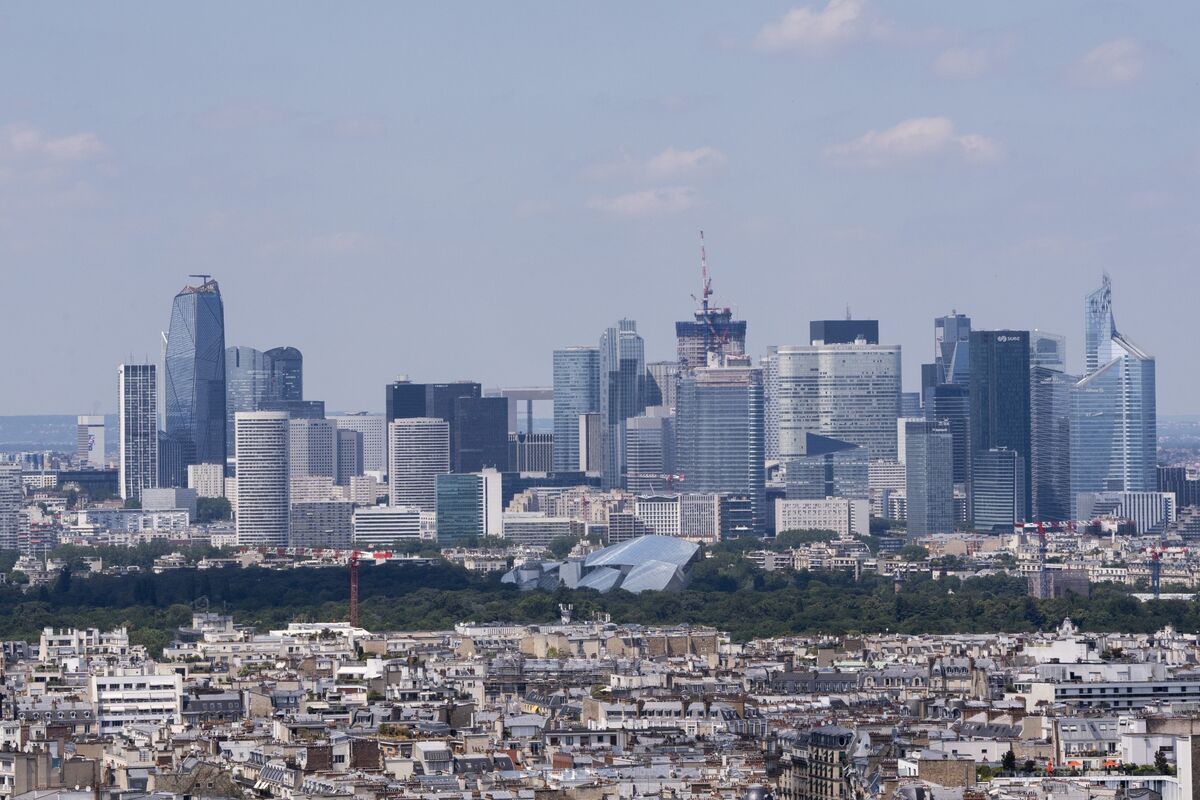 assets.bwbx.io image