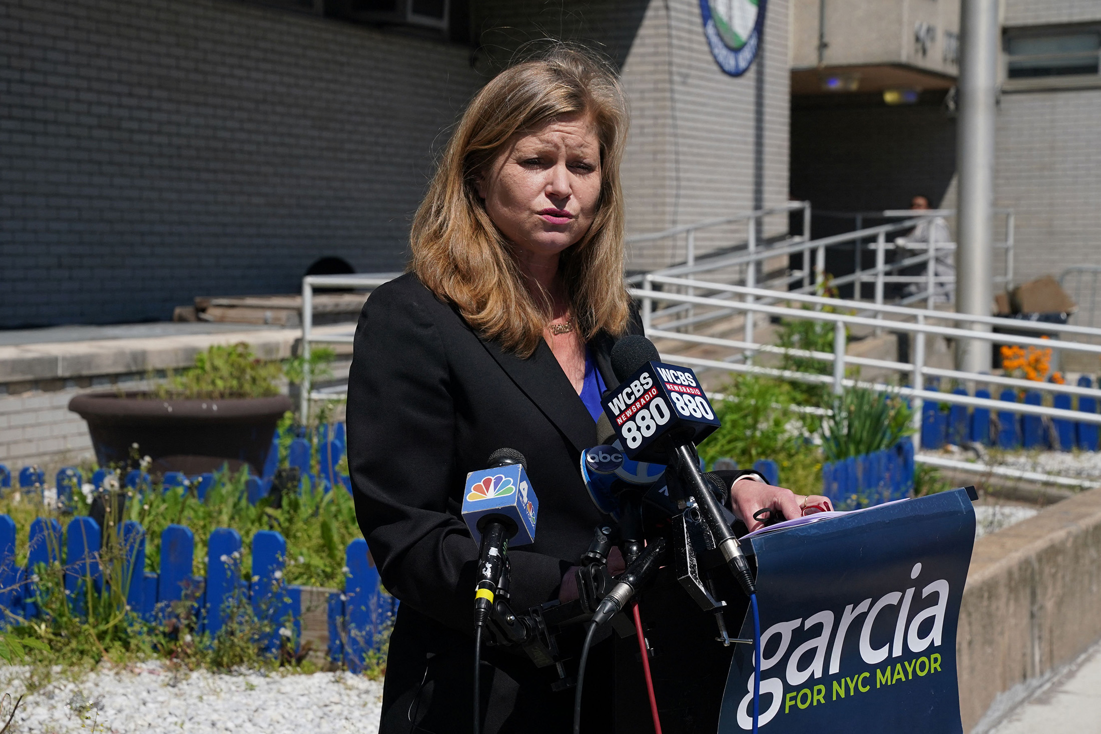 Nyc S Mayor Race Heats Up With Times Nod Crime Focus Bloomberg