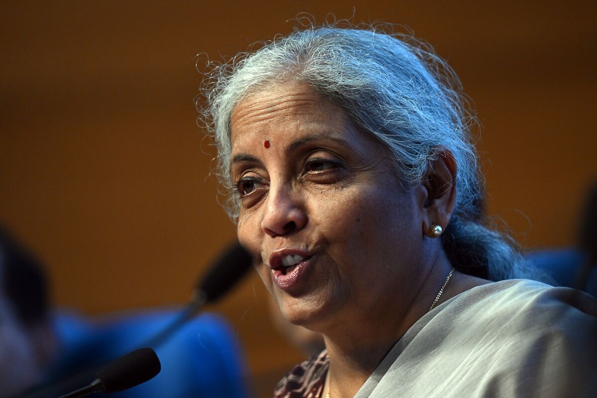 India’s Finance Minister Sees Per-Capita Income Almost Doubling - Bloomberg