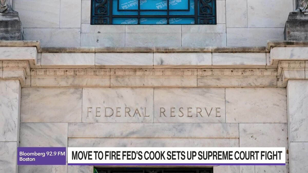 Cook Hearing Ends Without Ruling on Fed Governor's Status