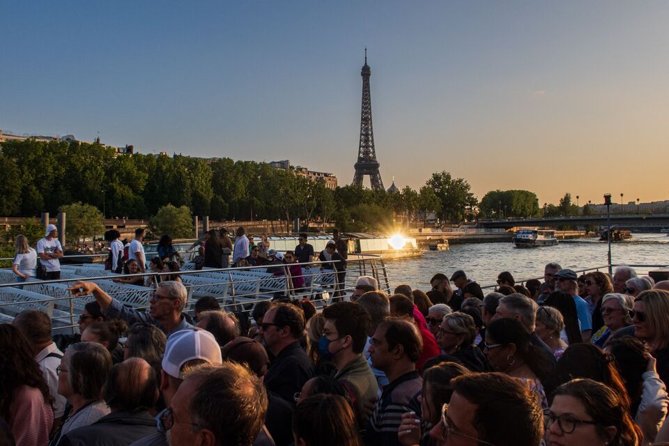 Summer Travel in Paris Seen as Dry Run for 2024 Olympic Games - Bloomberg