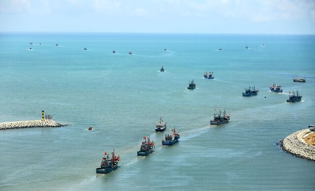 Chinese fishing boats set sail from Sanya, Hainan Province, on Aug. 16 after the end of the government’s 15-week fishing ban.