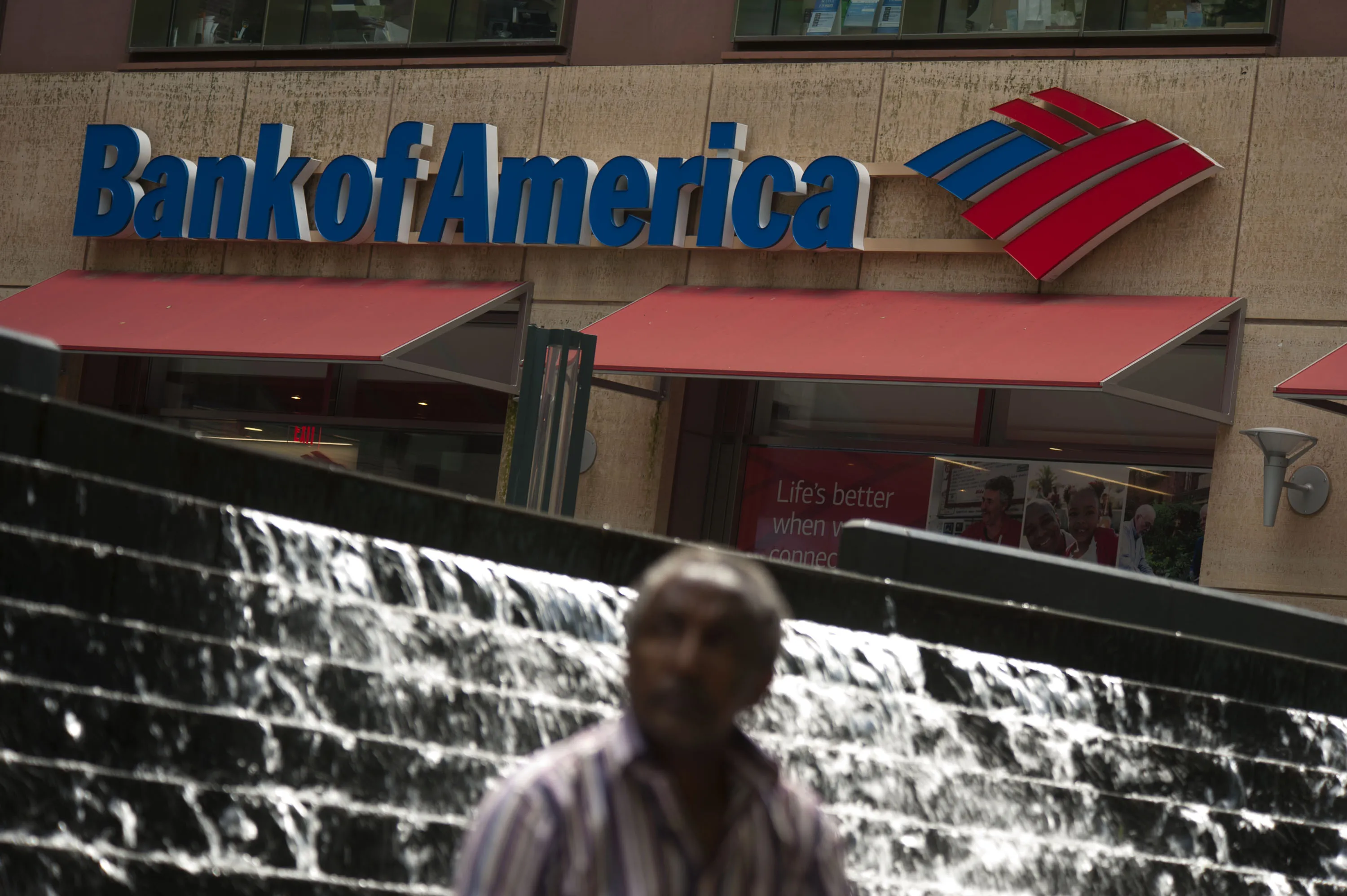 This bank has lost the capacity to be boring.&nbsp;Photographer: Davis Turner/Bloomberg