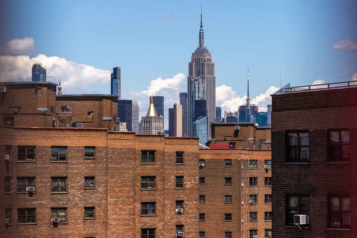 Manhattan Rents Hit $5,000 Record While Listings All But Vanish