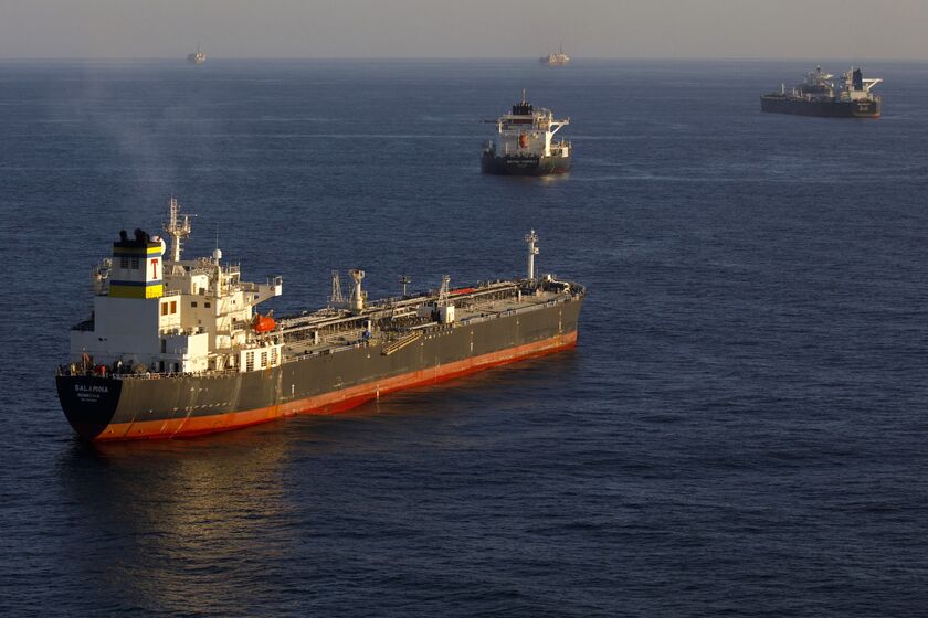 Oil Glut Creates Huge Pile-Up Of Tankers Off West Coast Shores 