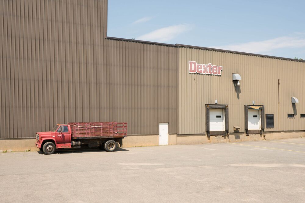 dexter shoe outlet