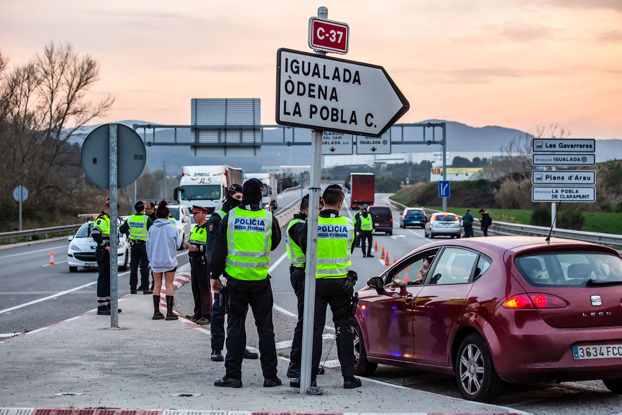 Spanish police control traffic&nbsp;the entrances to the city of Igualada, Spain on March 13.