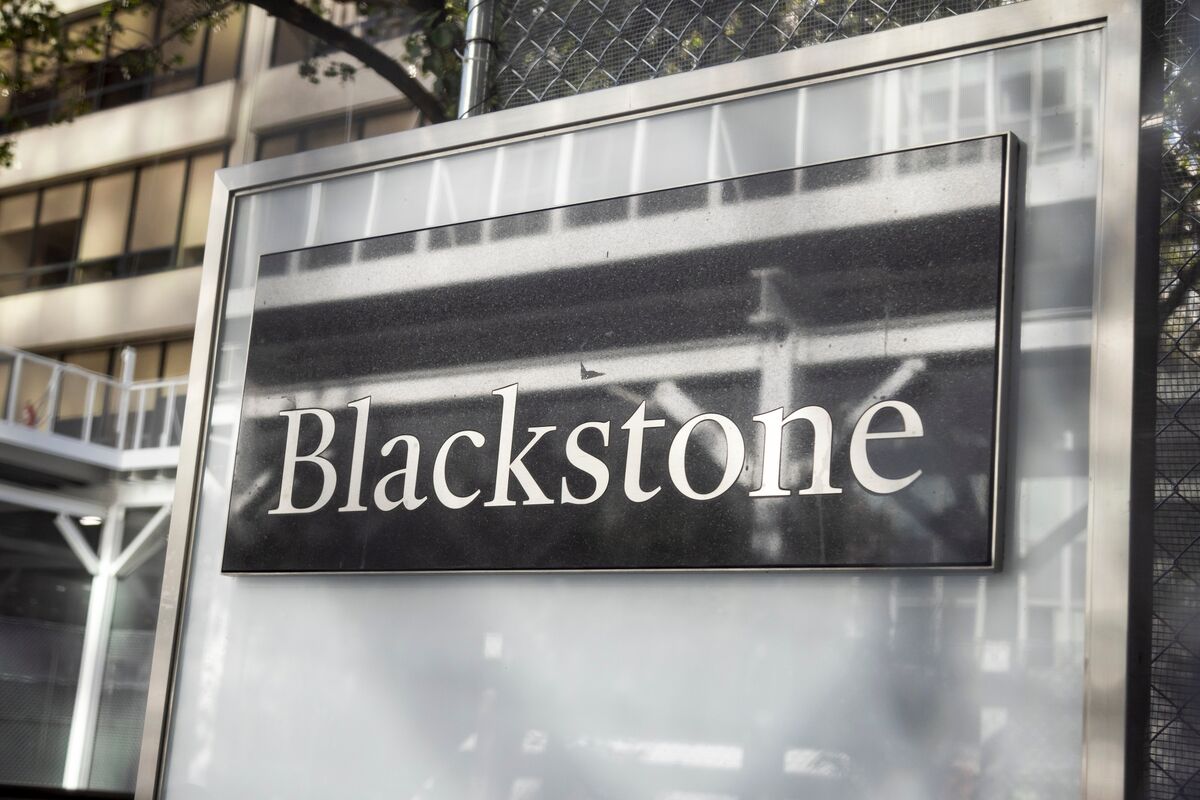 Blackstone Hires Former MUFG Bank Executive as Japan Vice Chair