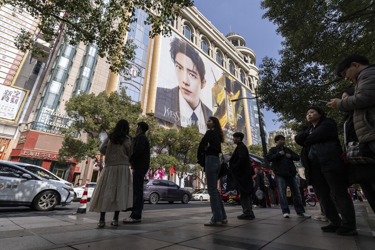bloomberg.com - Chloe Meley - Europe's Luxury Giants Discern Green Shoots in Key China Market
