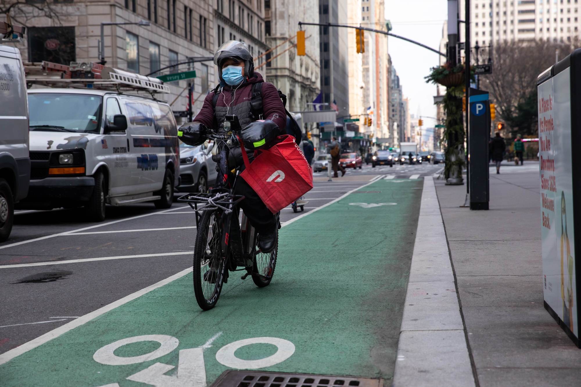 Doordash Makes Biggest Deal Yet As Delivery Competition Heats Up Bloomberg