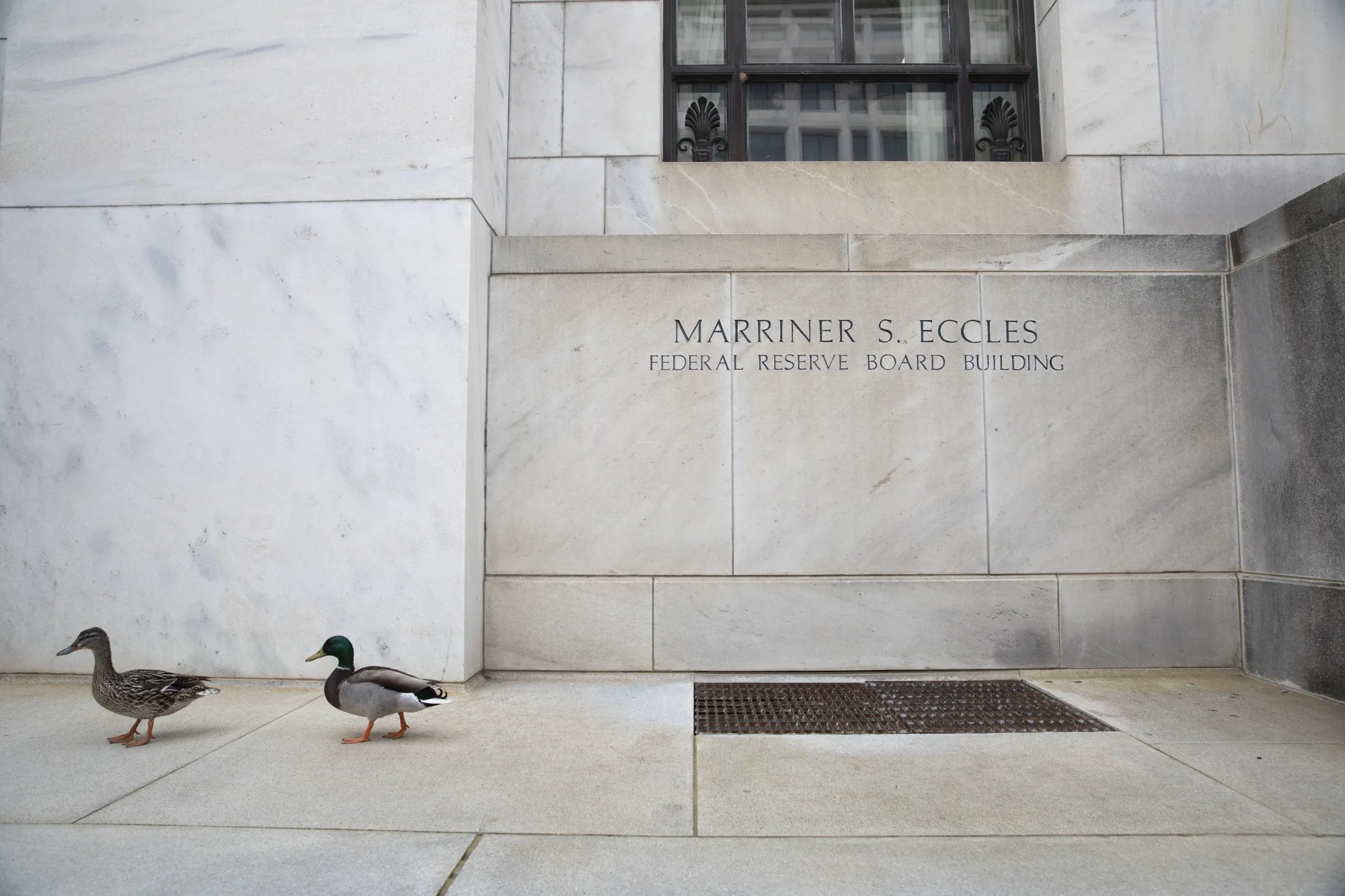 The Weekly Fix: Hawkish Fed, Dovish Bank of Japan, Real Yields - Bloomberg