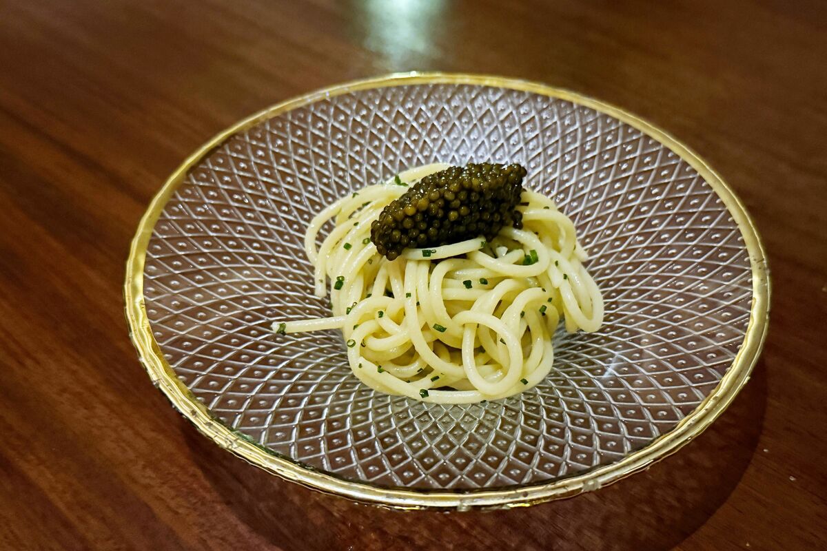 assets.bwbx.io image