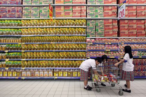 CVC Said to Plan March Sale of $1.5 Billion Matahari Stake