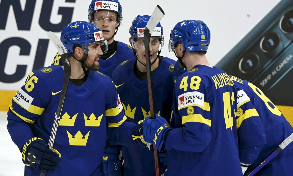 Sweden Beats Norway 7-1 for 5th Win At Hockey Worlds