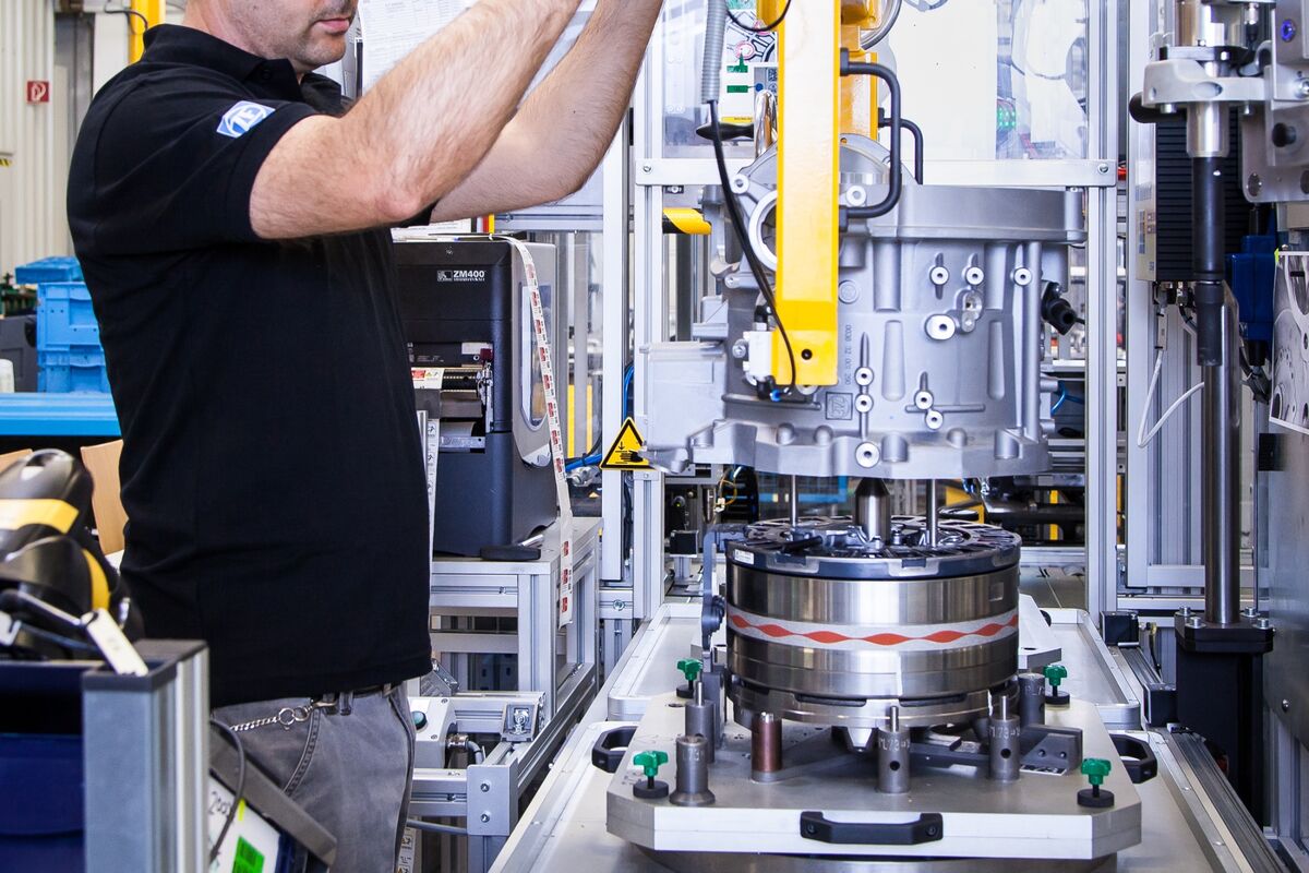 bloomberg.com - Libby Cherry - BMW, VW Supplier's Surging Debt Costs Are a Warning to Industry