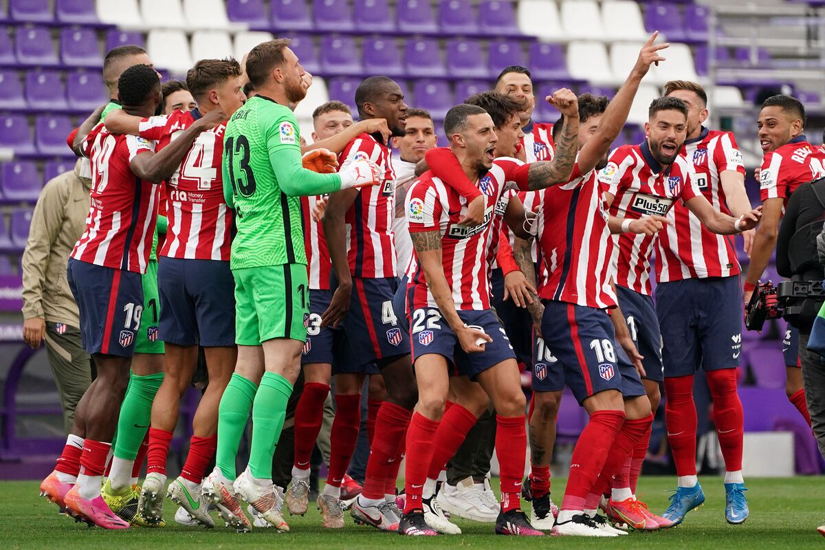 Atlético Holds on to Win 1st Spanish League Title Since 2014 - Bloomberg