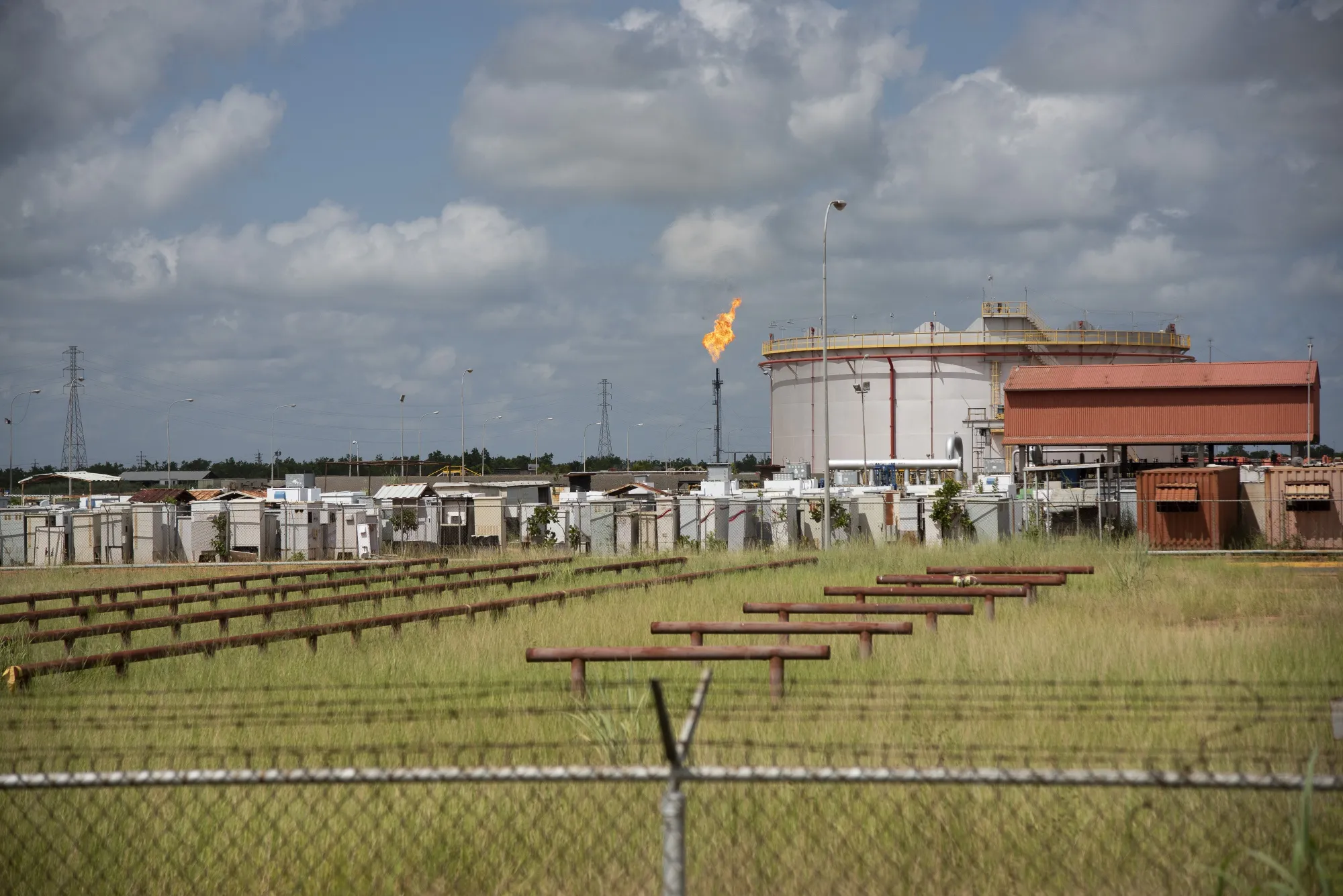 An oil tank stands at the&nbsp;Petropiar joint venture between Chevron and&nbsp;Petroleos de Venezuela.