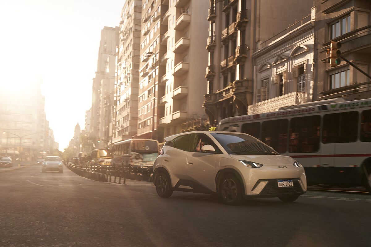 bloomberg.com - Ken Parks - Gas at $9 a Gallon Sends Chinese EV Sales Soaring in Uruguay