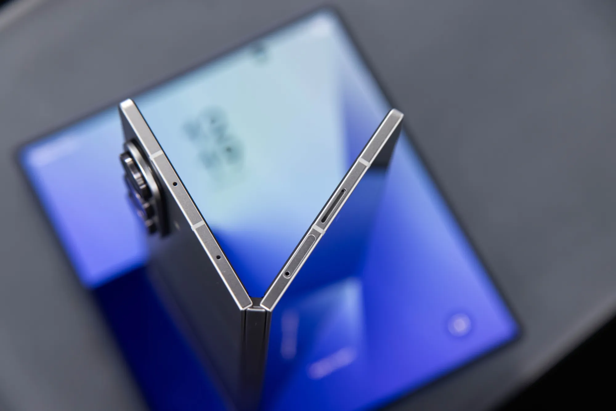 Samsung Unveils New Smartwatches Alongside AI-Powered Health Features