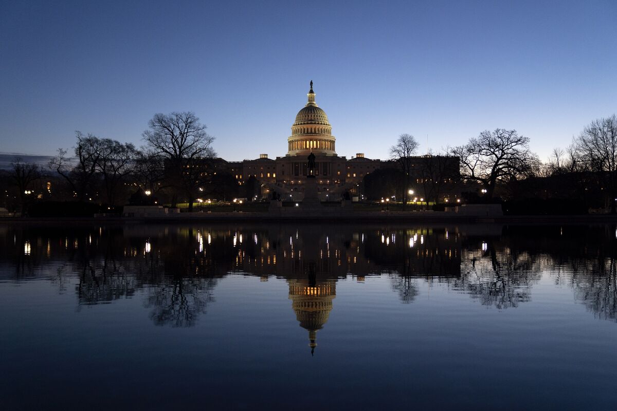 Game Theory Offers Clue to Market Calm in Face of Debt Impasse