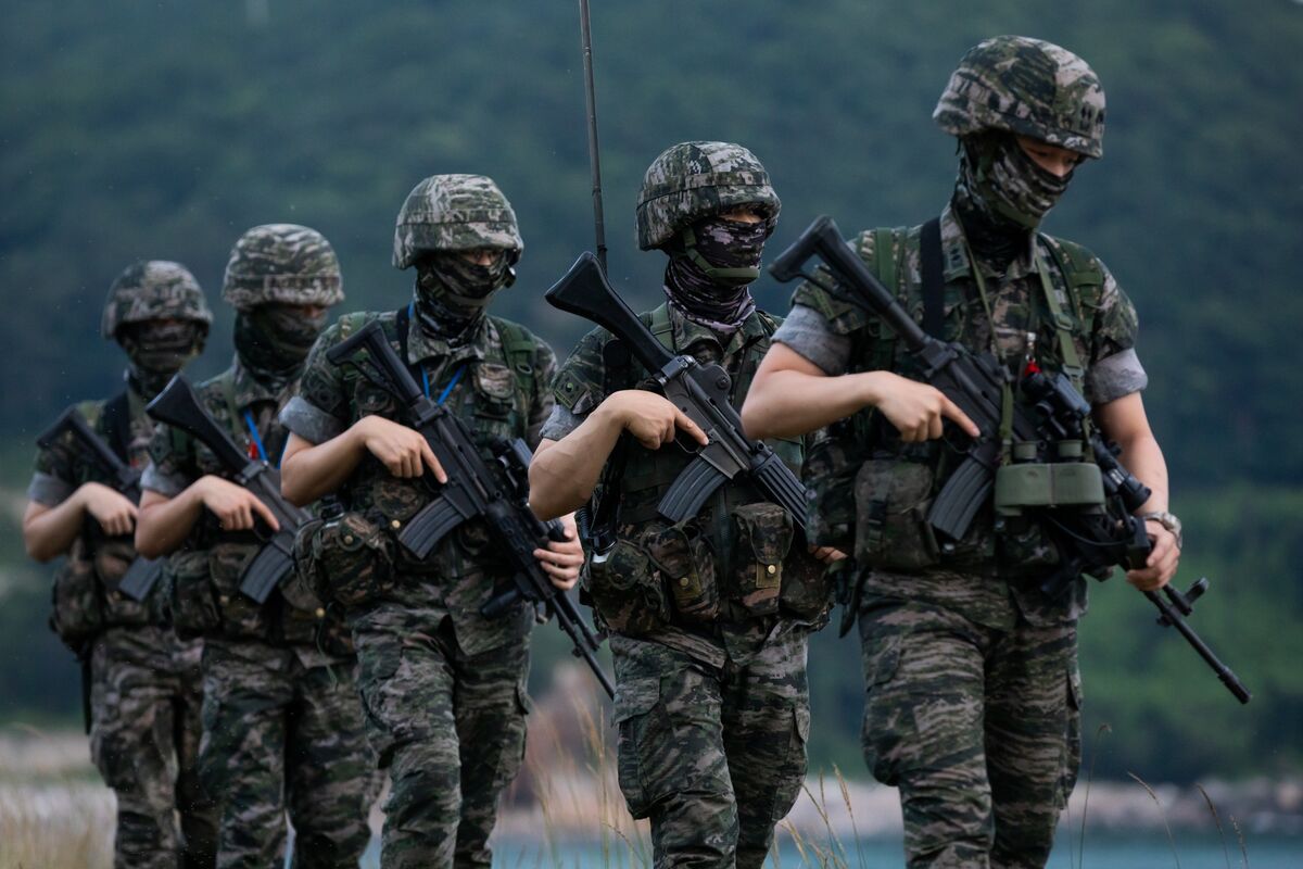 South Korea indicates that it could strengthen military ties with Japan