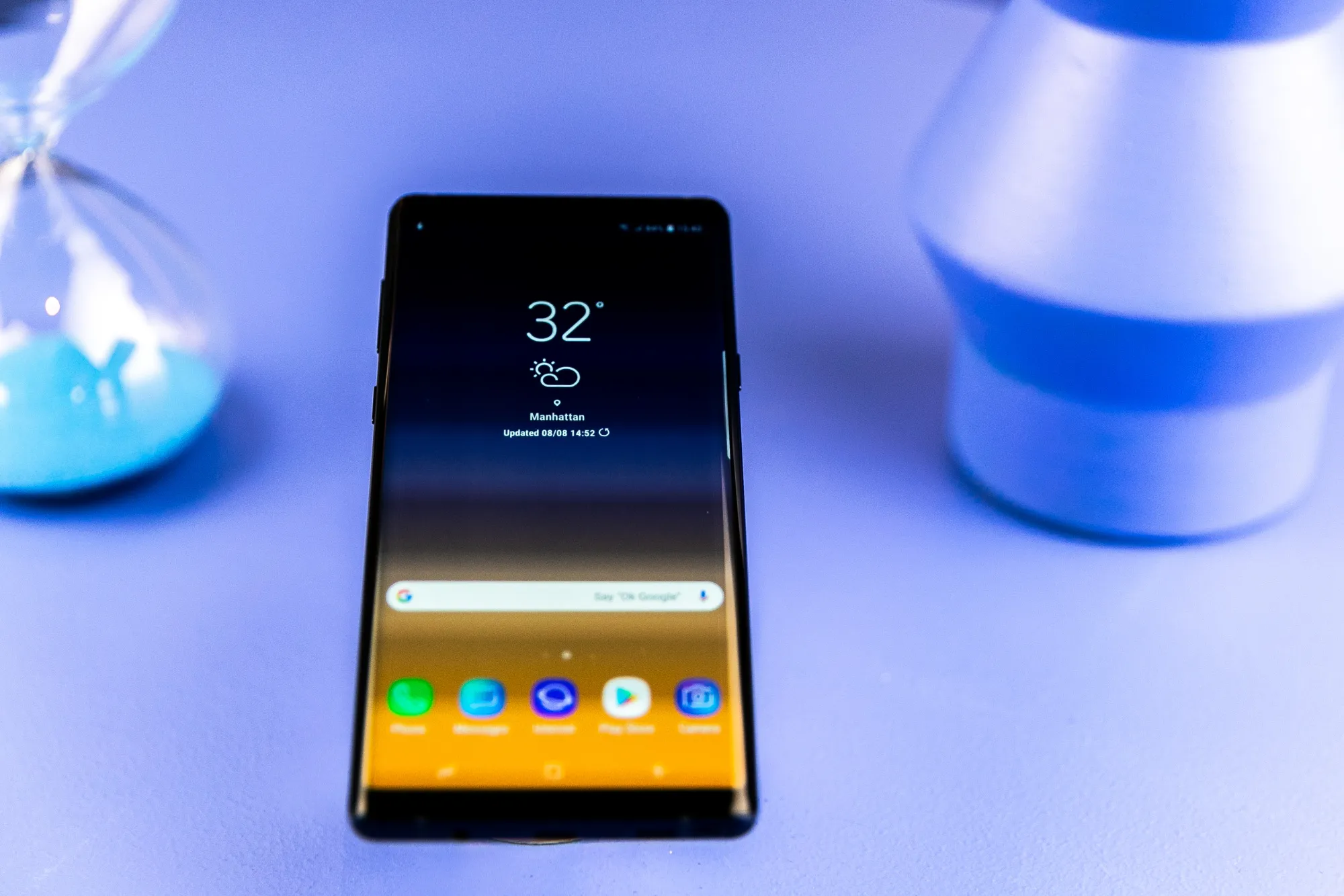 サムスンが大型スマホの新機種「ノート9」発表、価格は過去最高