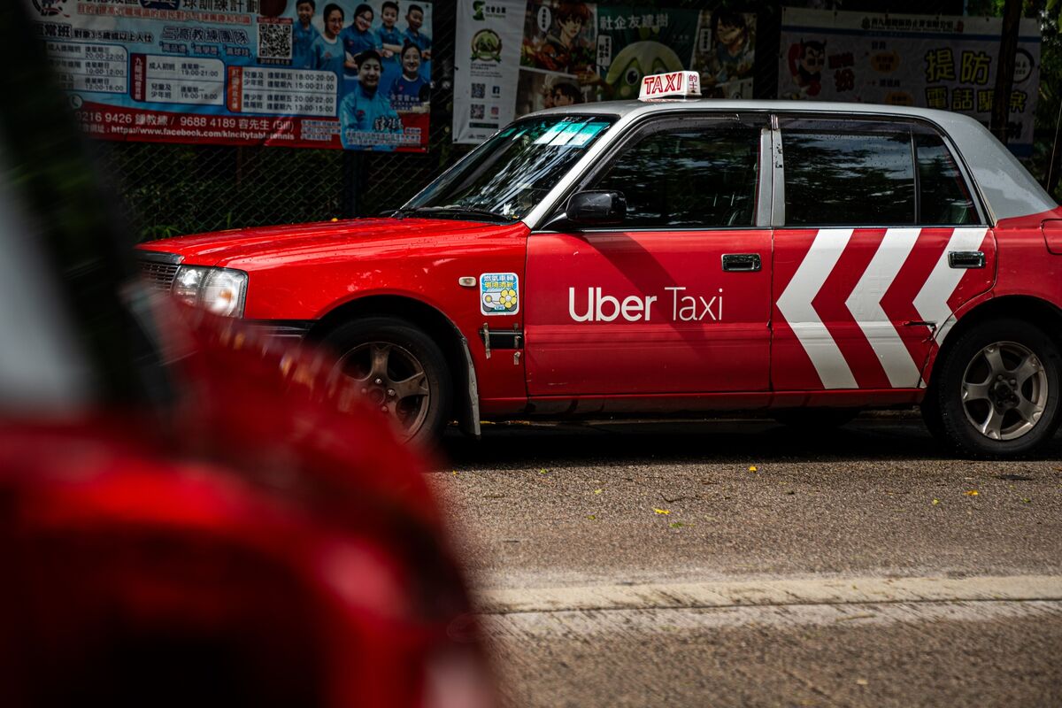 Why Uber Worries About Being Legalized in Hong Kong Amid a Battle With  Taxis - Bloomberg