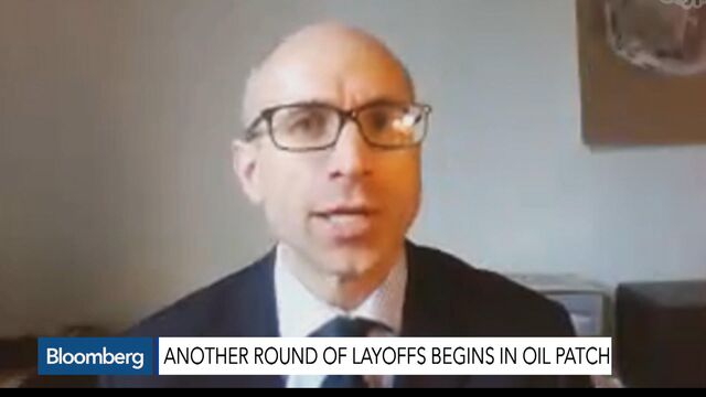 Canada's Ever-Shrinking Oil Industry Braces for More Job Cuts