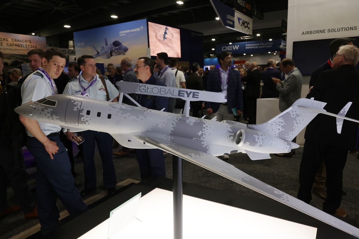 Canadian Defense Firms Get Boost After Carney Picks Saab for Jet Contract