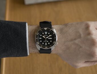 relates to Seiko, Hamilton, Tissot: Great Mechanical Watches Under $1000 Review
