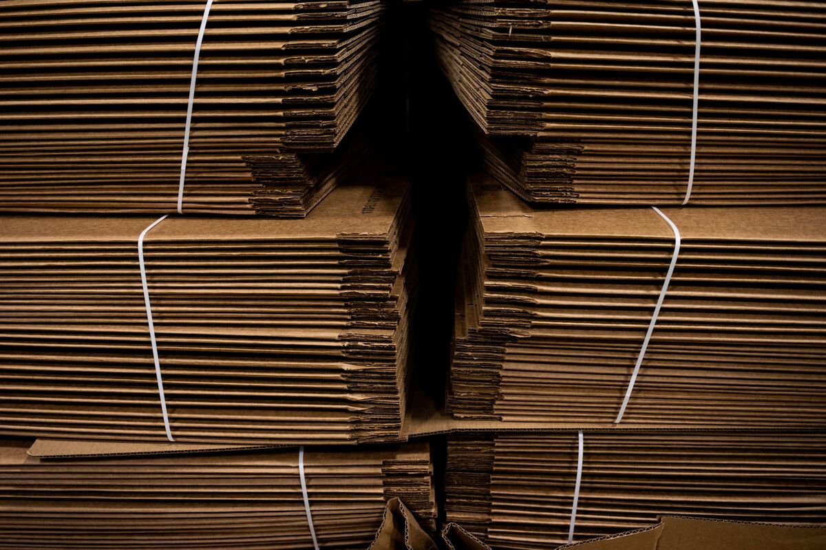 Box Makers Struggle to Pass on War Costs as Demand Stays Weak