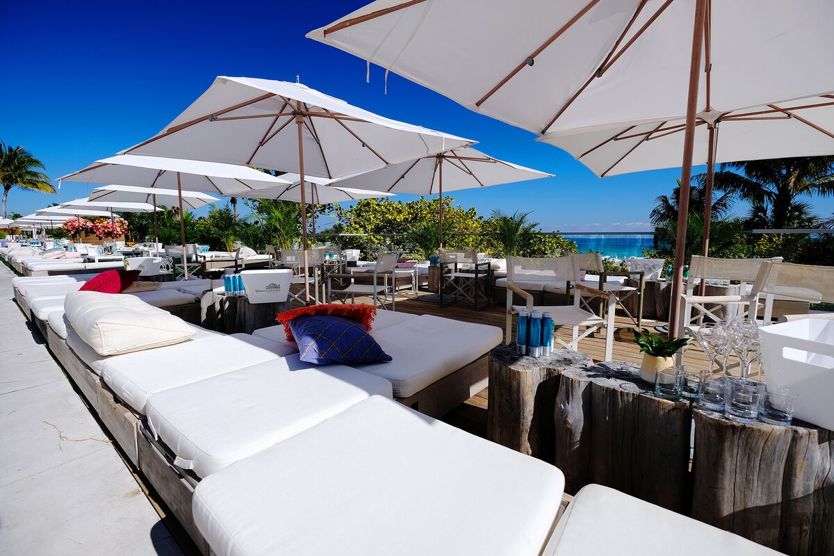 Sternlicht Luxury Motels Tap Carbon Offsets for Loyalty Program