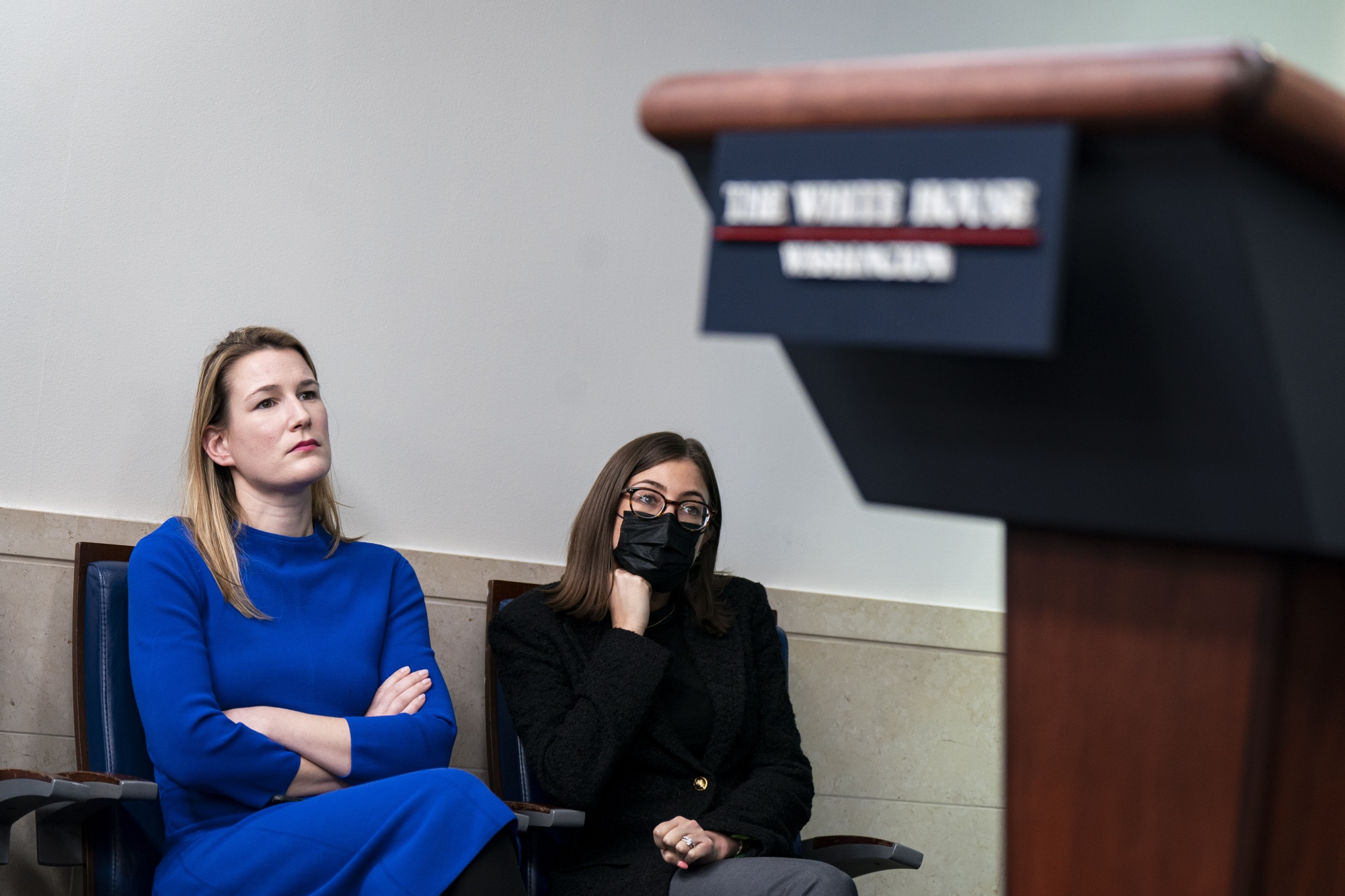 Biden Aide Olivia Dalton to Leave White House for Apple Bloomberg