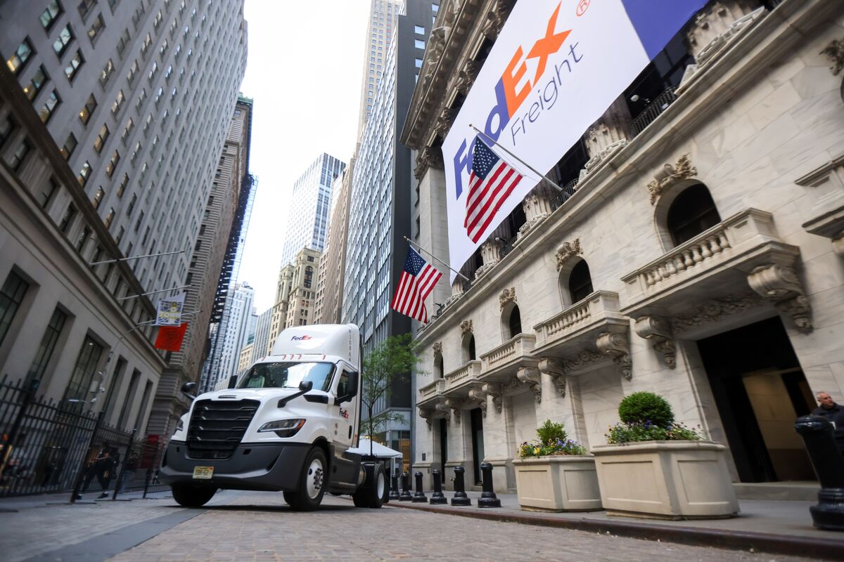 FedEx Freight Targets Gains in Data Centers, Health After Spin