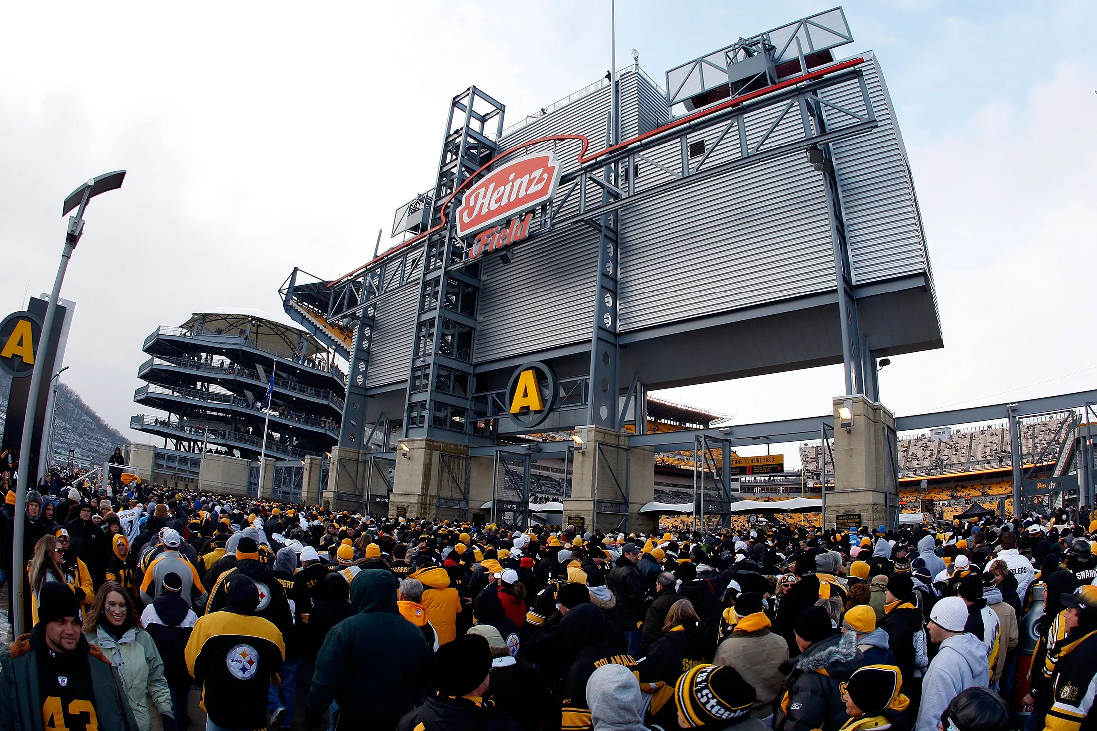 Pittsburgh Steelers Stadium Deal With Acrisure More Than Heinz Could  Justify - Bloomberg