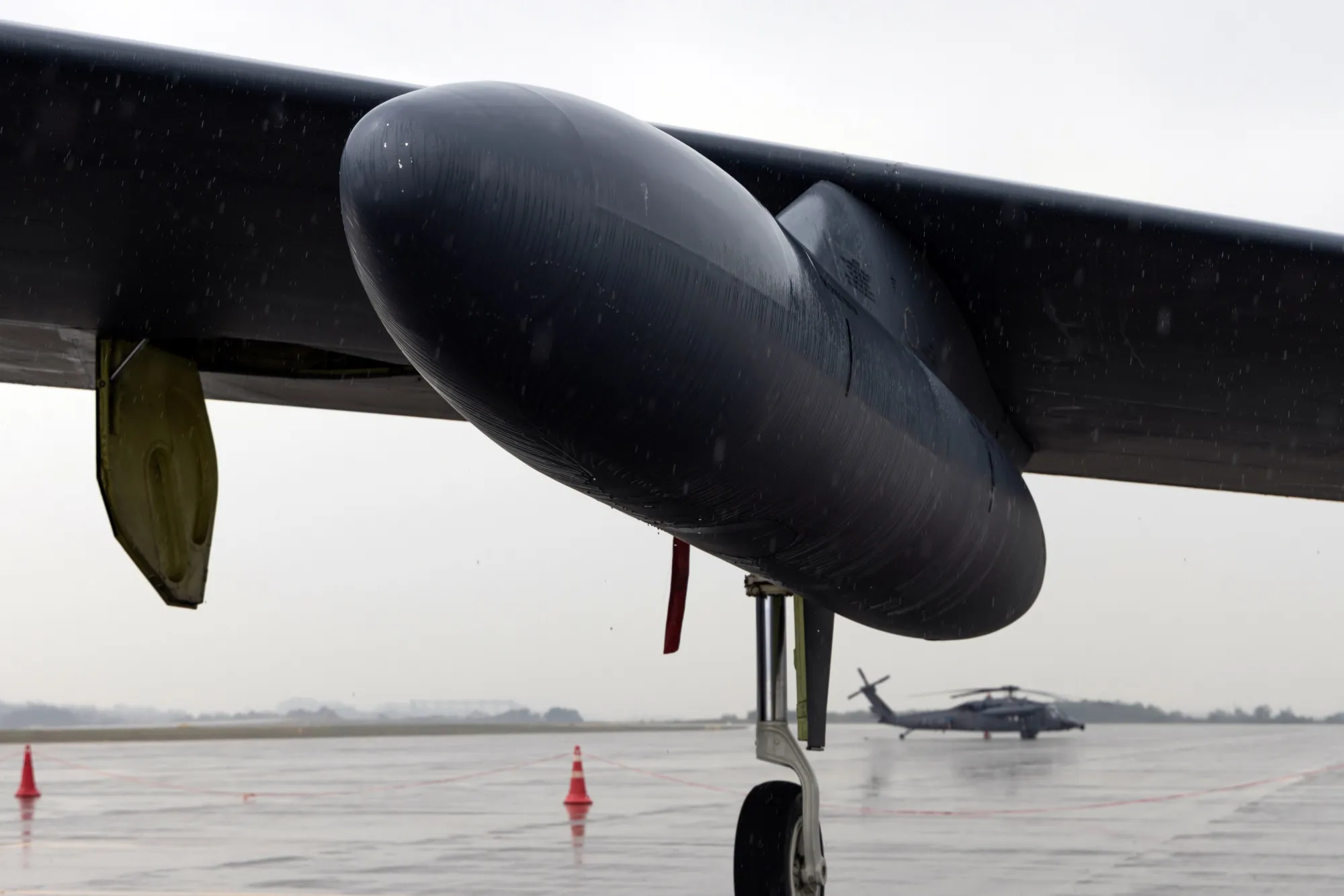 A Boeing B-52H Stratofortress strategic bomber,&nbsp;&nbsp;built to carry nuclear weapons for Cold War deterrence missions.