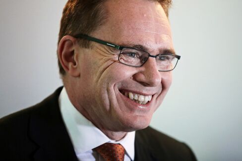 Andrew Mackenzie