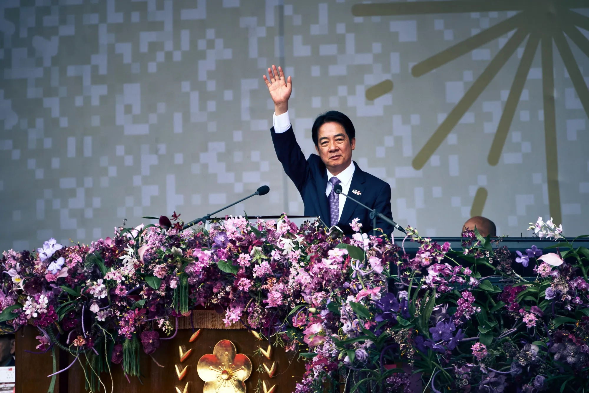 Taiwan’s Lai to Pass Through US Weeks Before Trump Takes Office - Bloomberg