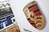 Porsche AG Ekes Out Gain in Landmark IPO