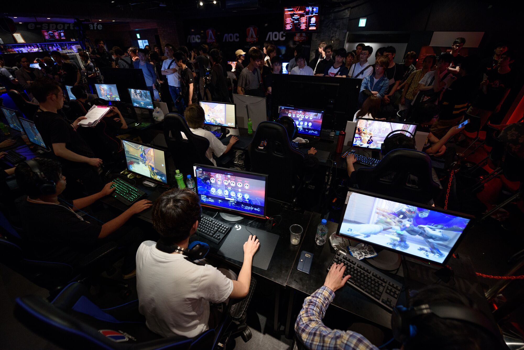 Event cancel. Сотрудник близзард транс. рабочий стол для компьютерного клуба. blizzard entertainment сотрудники. cancellation of events.